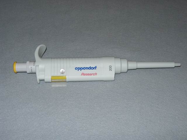 Eppendorf Adjustable Volume Pipetter (Series 2100) - 20 to 200L