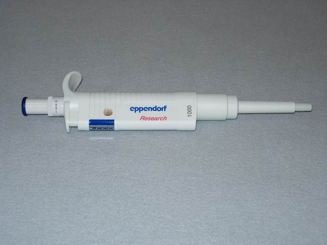 Eppendorf Adjustable Volume Pipetter (Series 2100) - 100 to 1000L