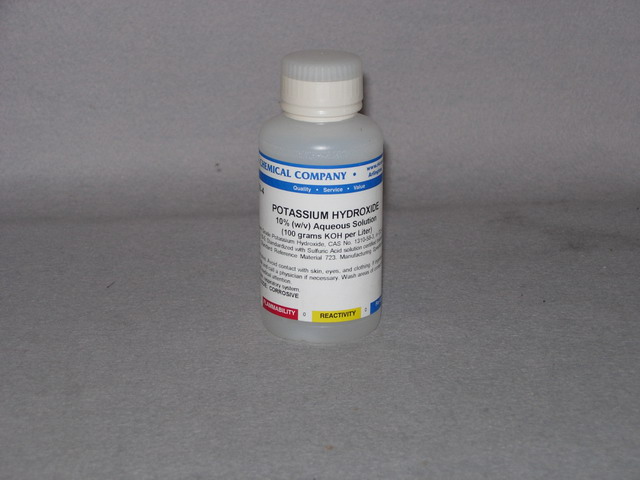 Potassium Hydroxide 10% - 120 mL.