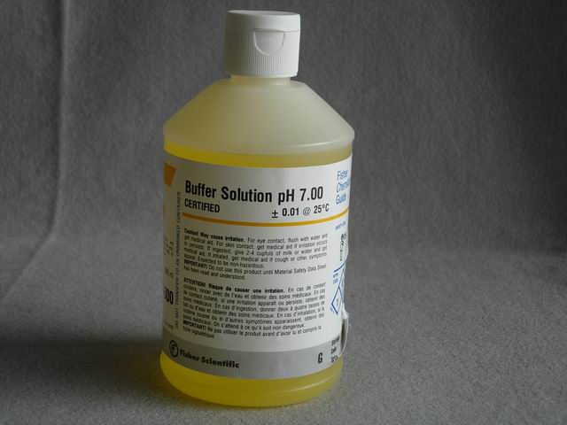 Colored (Yellow) pH Buffer - pH 7