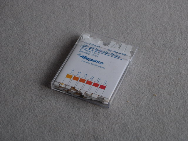 pH Indicator Sticks (6.0 to 7.7)
